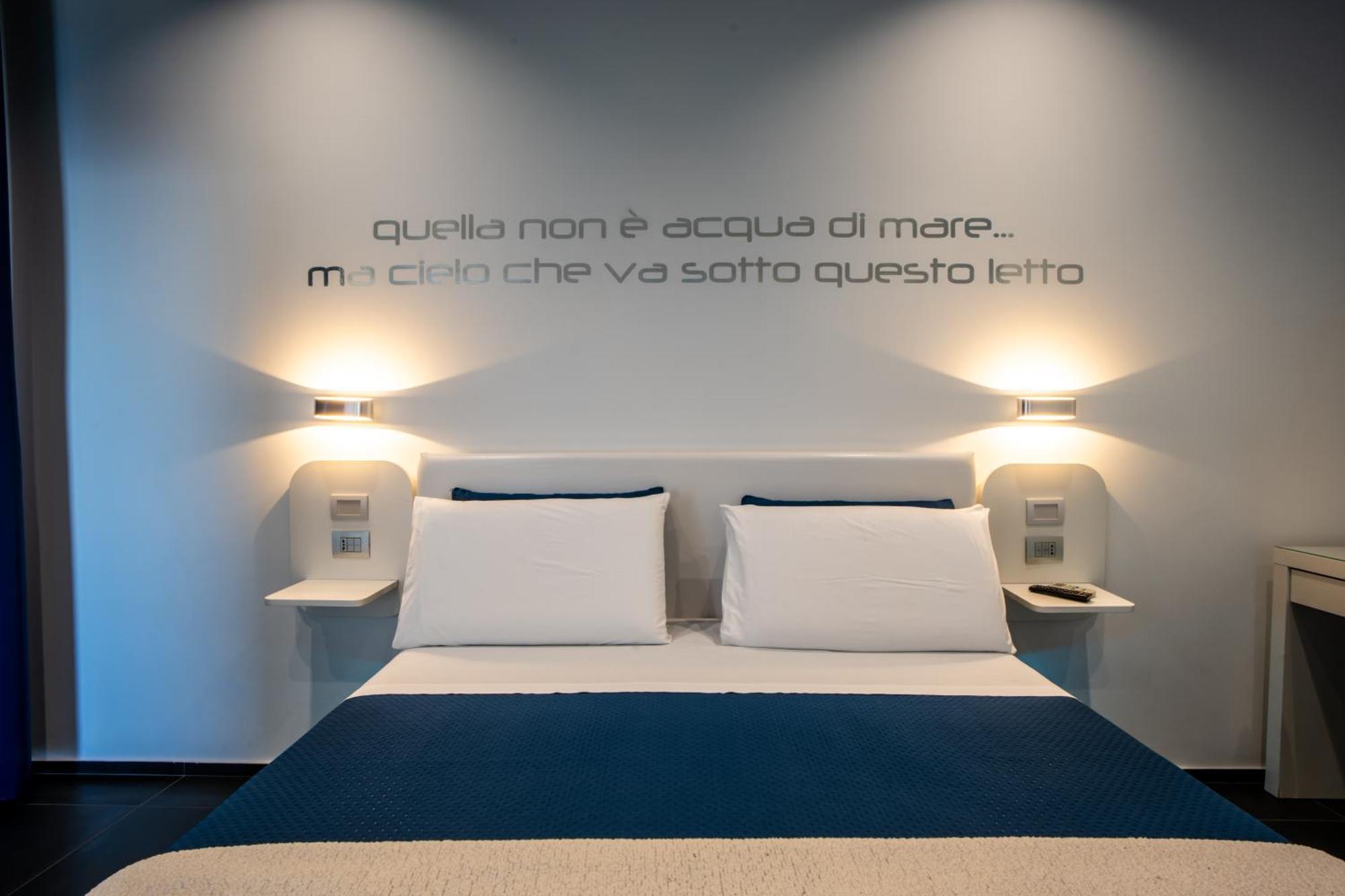 Skyhouse Beverello Napoli Dış mekan fotoğraf